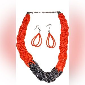 New Vintage Style Beaded Necklace & Earnings Set